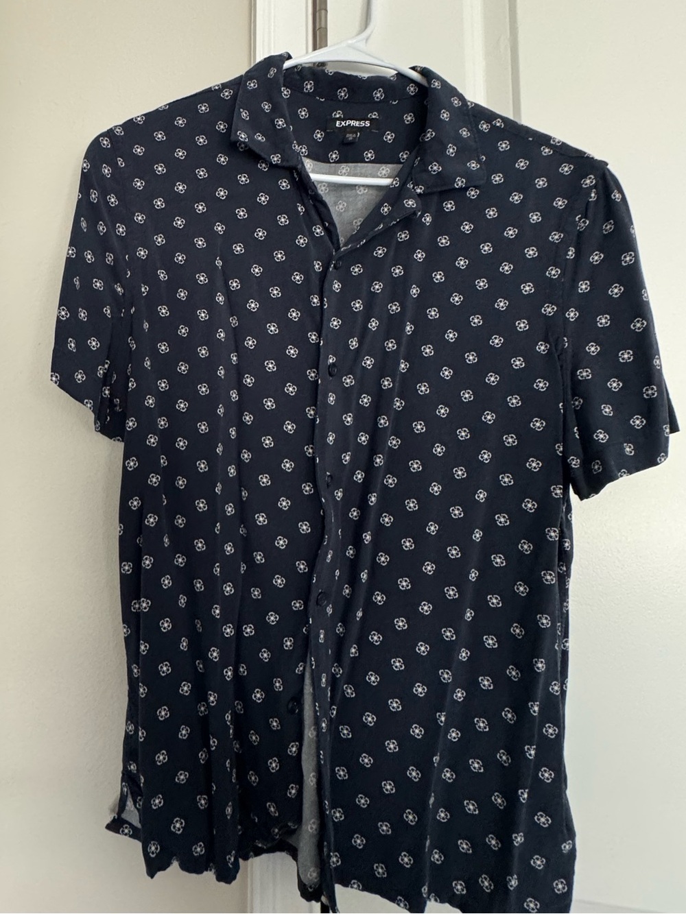 Express Navy Short-Sleeve Polo with White Micro Pattern LIGHT-WEIGHT